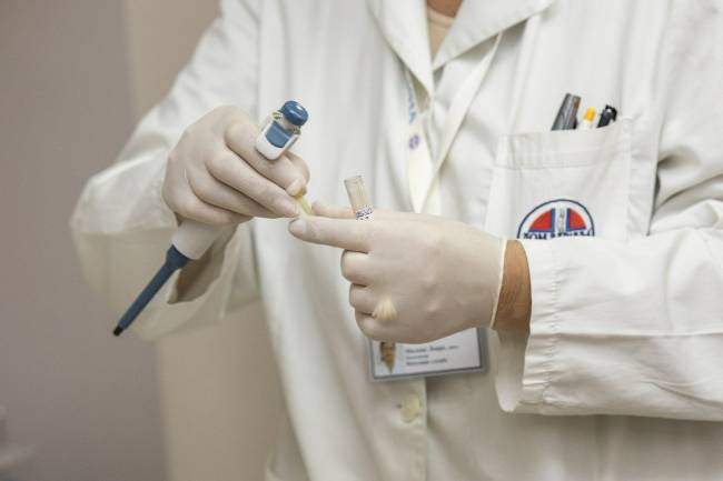 Запасы вакцины от коронавируса скоро испортятся в Свердловской области
