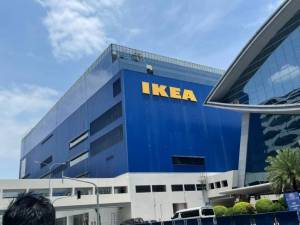В IKEA прошла последняя волна увольнений. Сколько компания выплачивает экс-работникам?