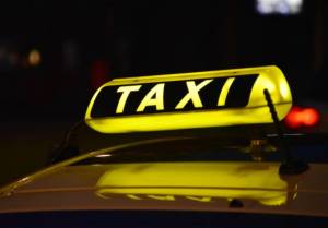Шушарин предупредил екатеринбуржцев о росте цен на услуги такси